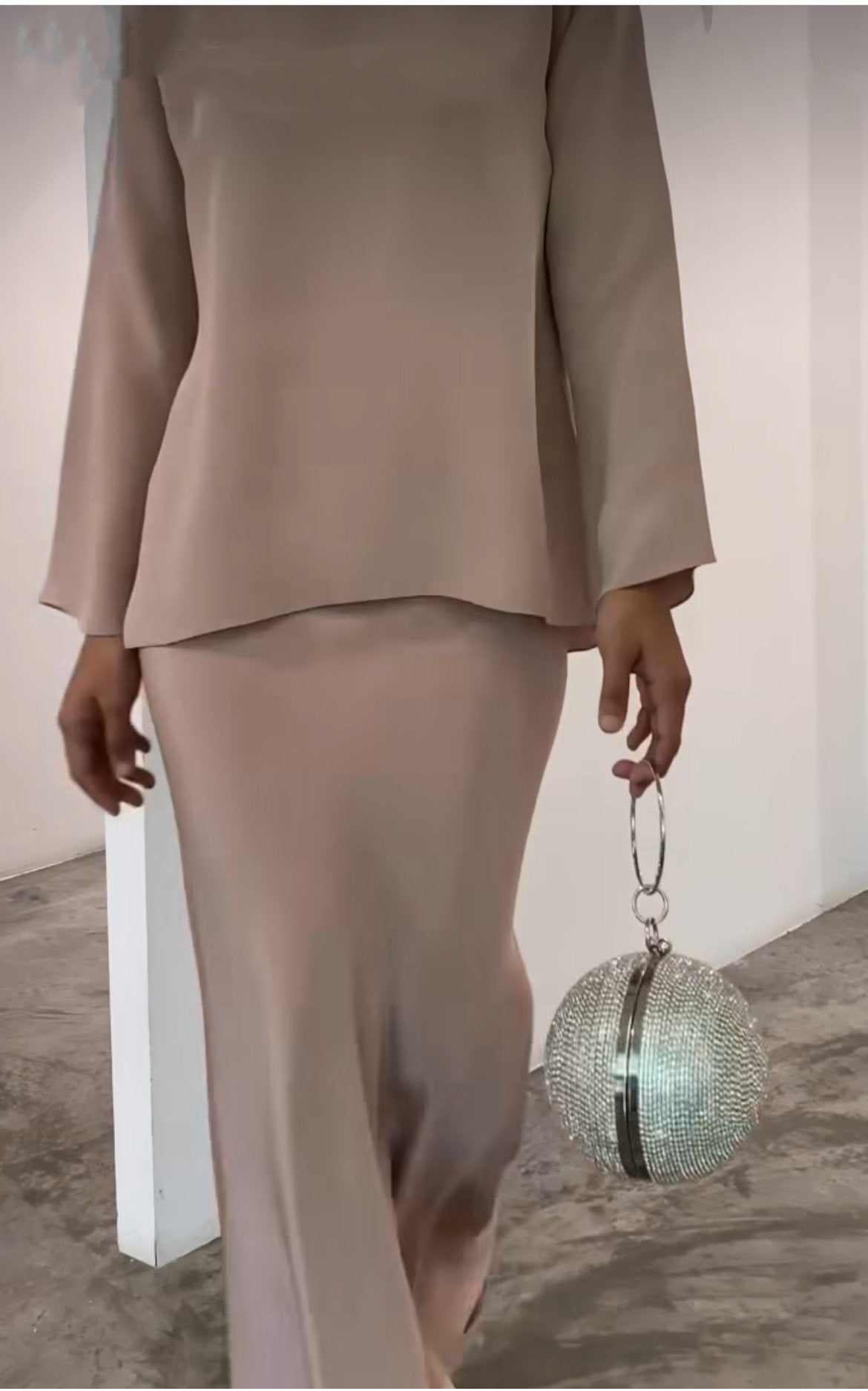 Asya - Amerykański Zestaw Sukienek z Koralikami